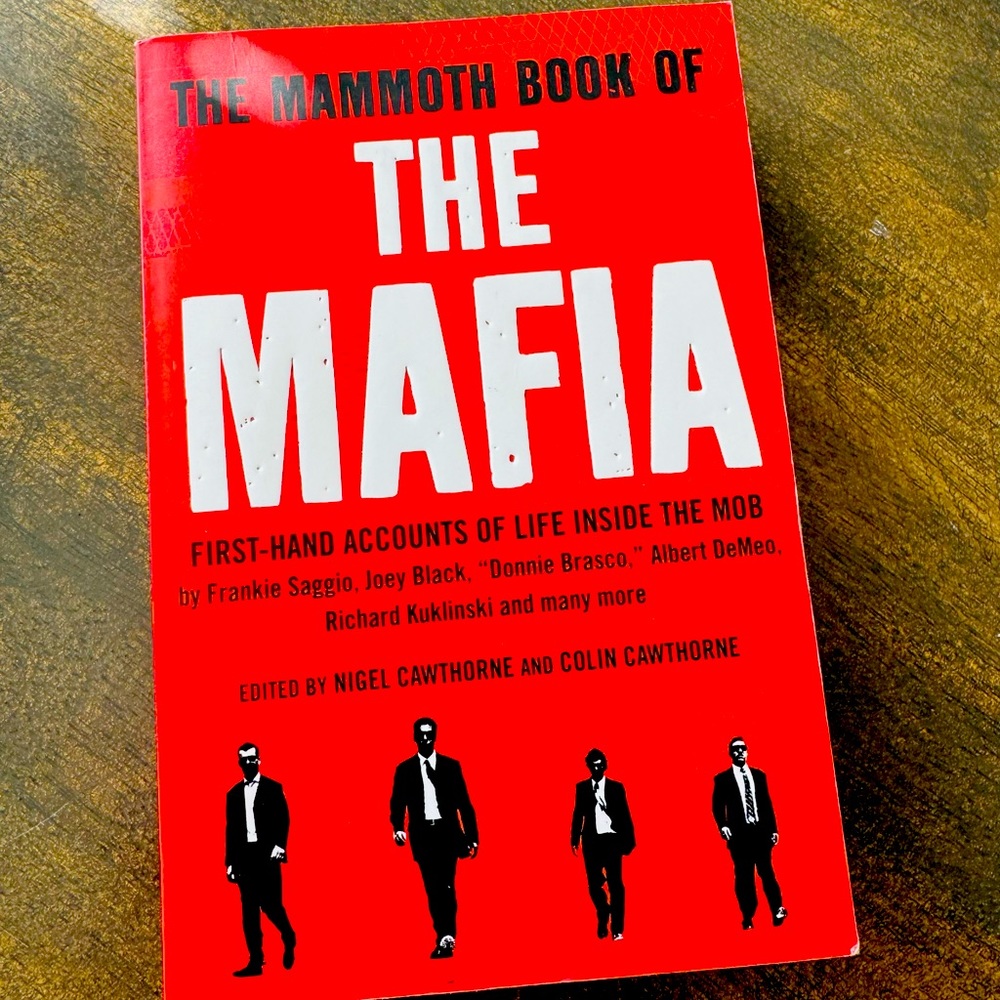 The Mafia - SoftBack book